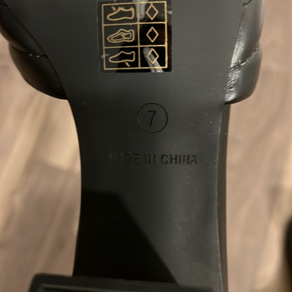 ASOS square toe black padded heeled sandals - Picture 8 of 9